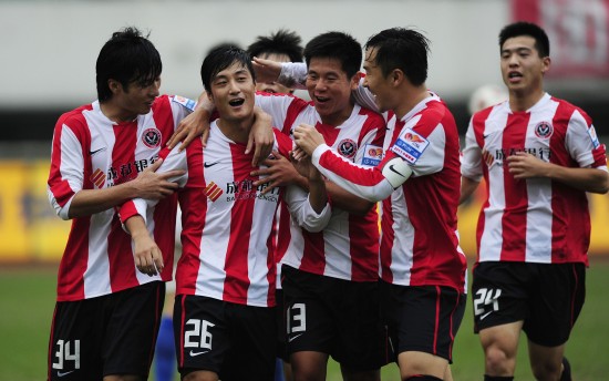 湖人全队齐心战胜快船