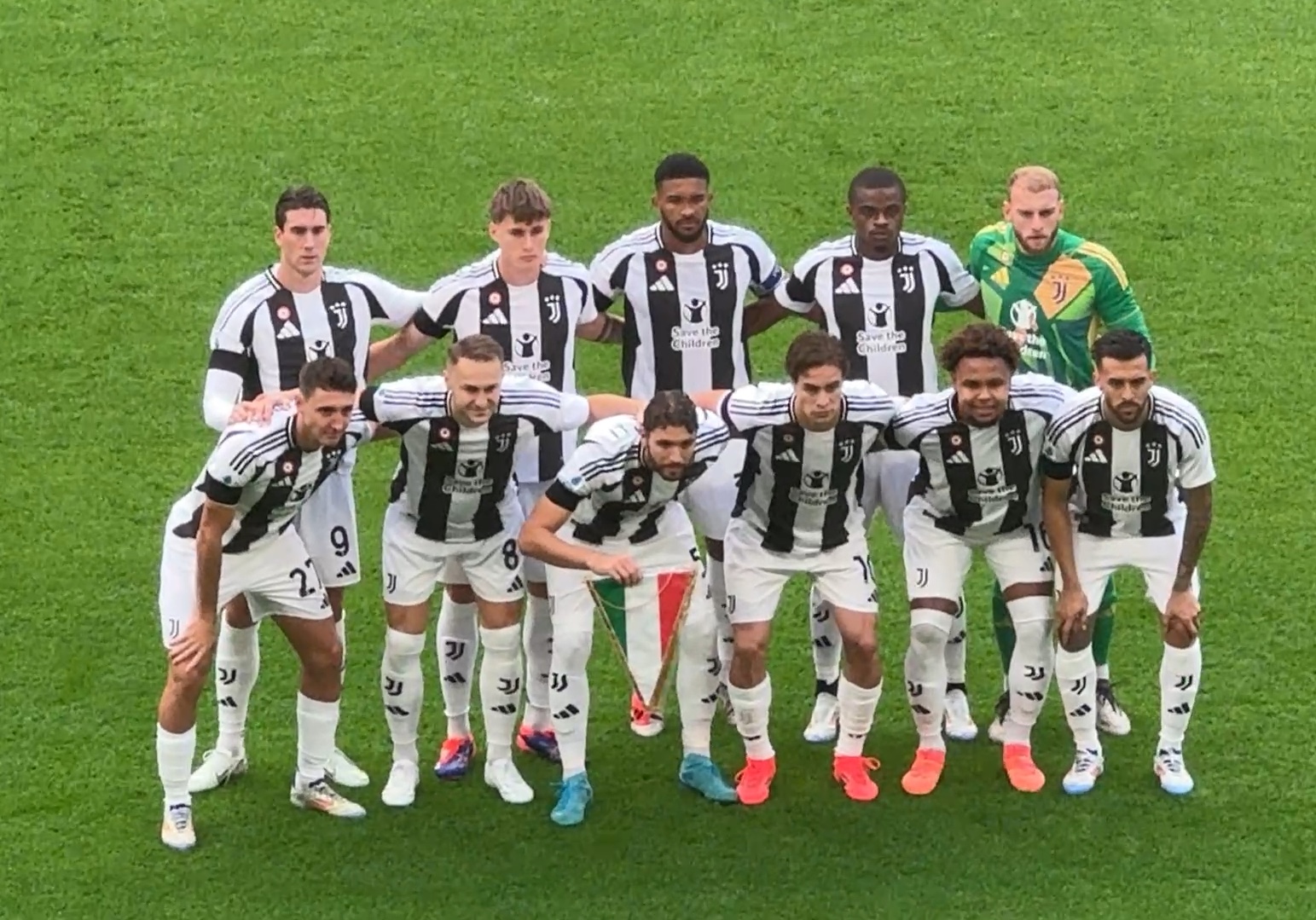 收官战主场对阵海港，英博向球迷发布文明观赛倡议书