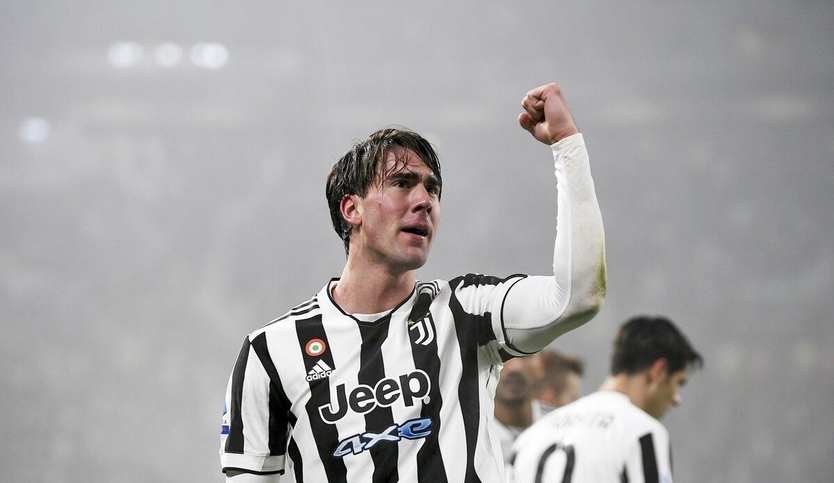 半场战报：热刺1-0哥本哈根，布伦南-约翰逊破门