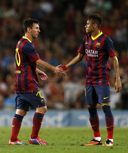 女子篮球联赛战况分析