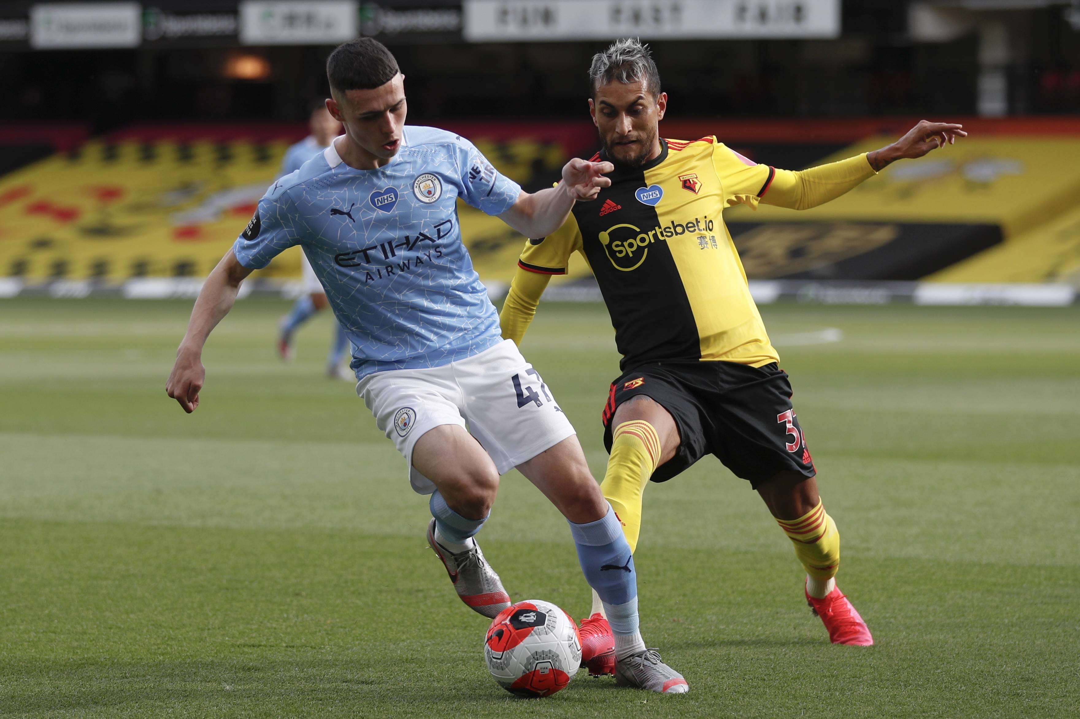 苏超创全国多个标志性第一次：央视转播、启用VAR、名哨执法