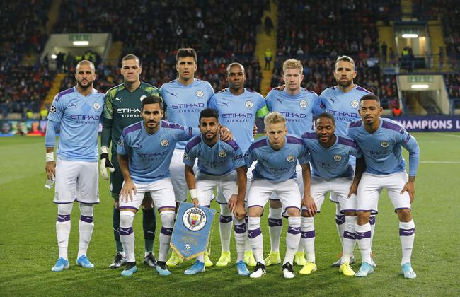 带领桑托斯成功逃离降级区，内马尔赛后动情落泪