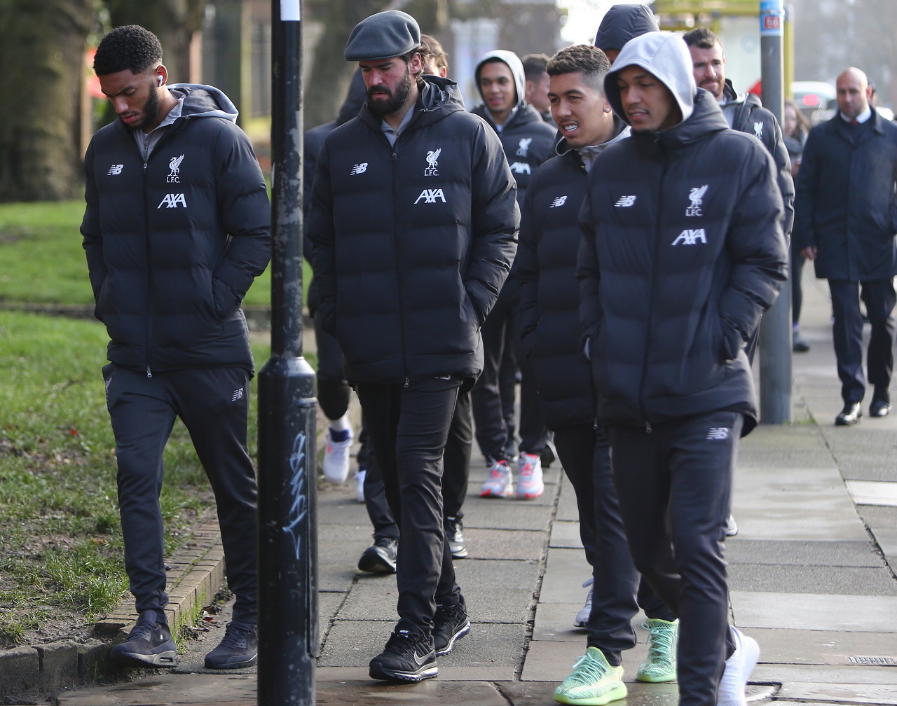 喜讯！谢晖将接受李毅重金邀请出任中超冠军队新帅，值得期待