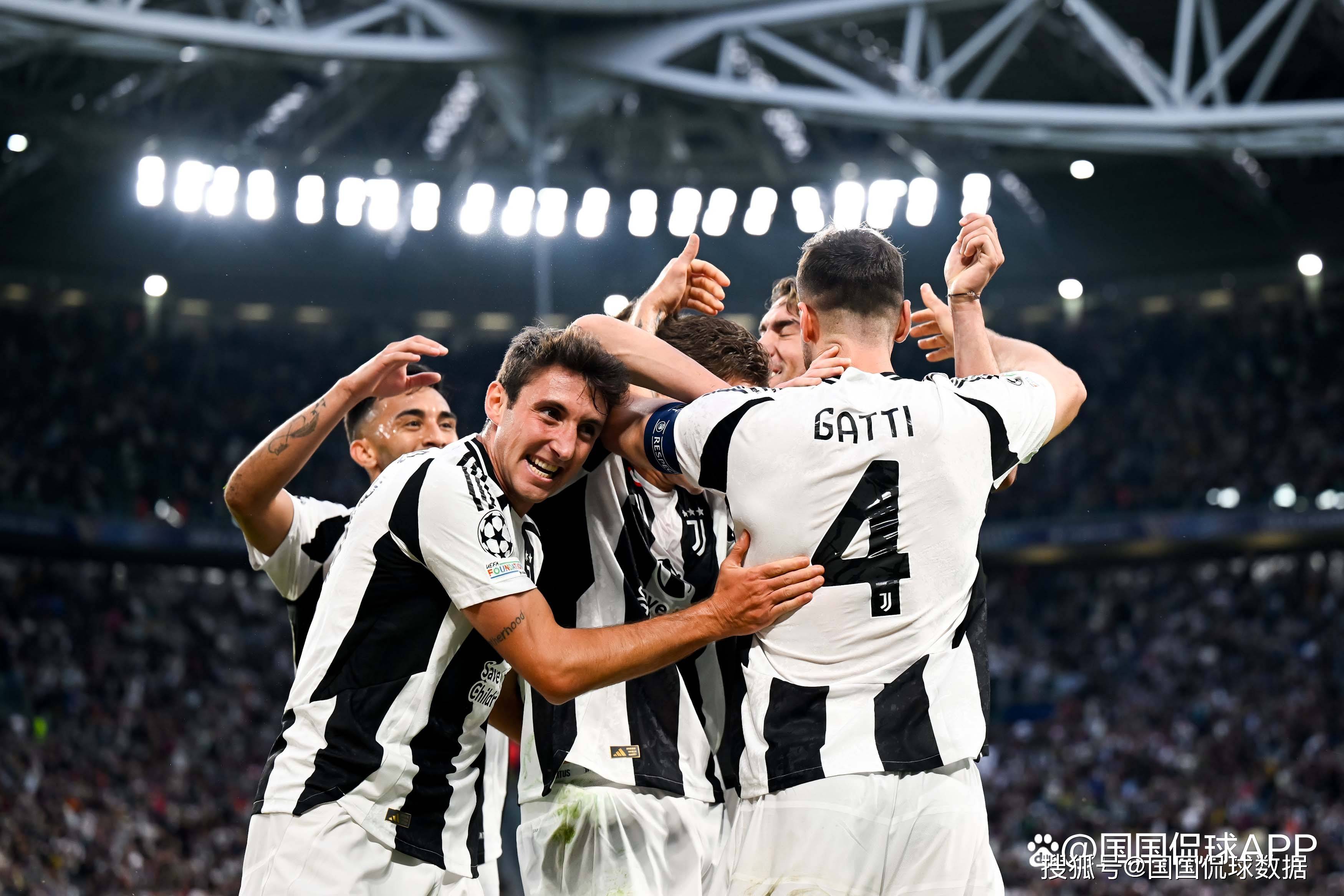 梅西被预期非点球第一、助攻第二！他已是金靴和助攻王！