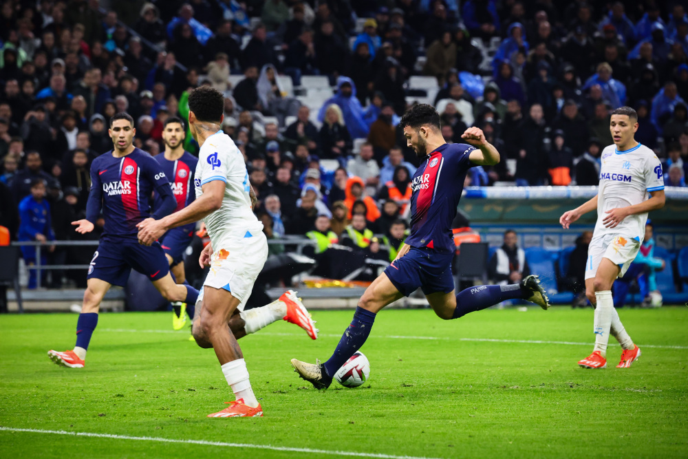 看国米的球也就从11／12赛季开始，最开始一直用...