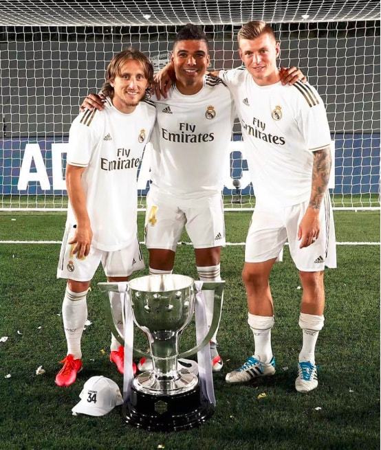 记者：迈阿密国际正与塔列雷斯就33岁阿根廷门将吉多进行谈判